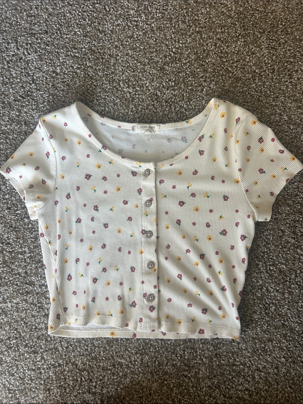 Heart Hips White Ribbed Floral Button-Front Crop Top